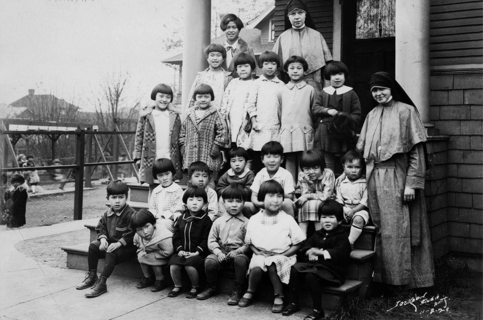 Maryknoll sisters and children, Archives, Old. BW. Courtesy Archives of the Archdiocese of Seattle